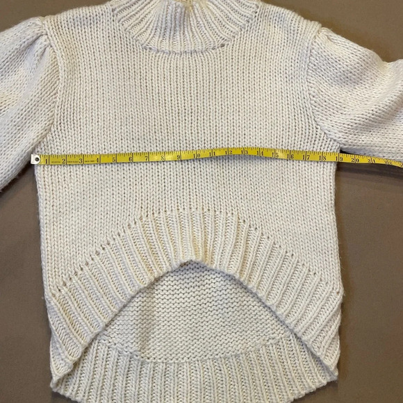 C/MEO Hold Tight Pom Pom Bubble Sleeve Sweater Size Small - Picture 9 of 11